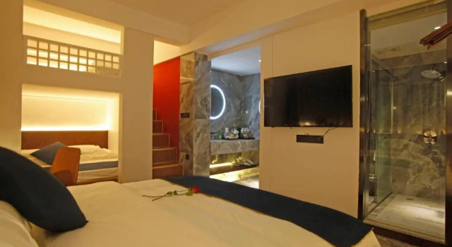 Номер Deluxe Riverside Peak Lodge Zhangjiajie Wulingyuan National Park
