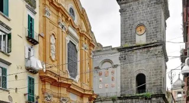 San Gregorio Suite&Rooms, Забронировать Отель Неаполь Кампания, рядом с Ospedale degli Incurabili