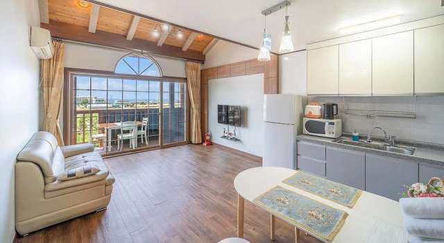 Номер Luxury с 2 комнатами с балконом Jeju Sigan Yeohaeng Huyang Pension