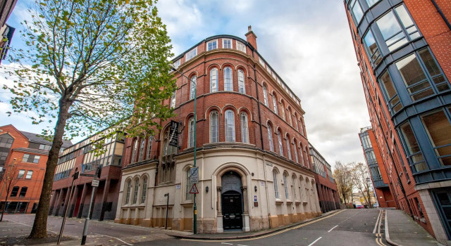 Large Convenient City Centre Apartment, Varaa Huoneisto Asunnot kohteessa Merseyside, Huoneisto