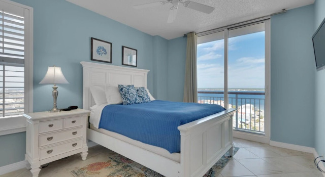 Beach Colony West 12F, Забронировать Отель Отели Наварр с парковкой, рядом с Navarre Beach Fishing Pier, Парковка