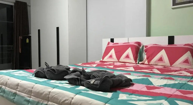 Апартаменты с балконом и с красивым видом из окна R2 Apartment Service