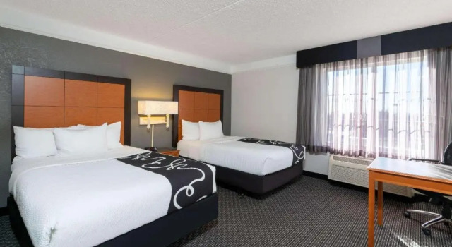Четырёхместный номер Standard La Quinta by Wyndham Pueblo