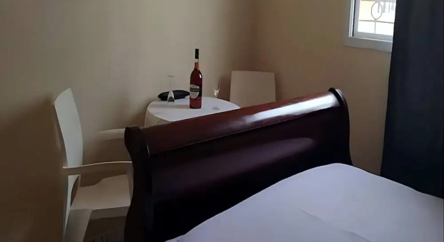 Апартаменты Classic Faith and Grace Guest House