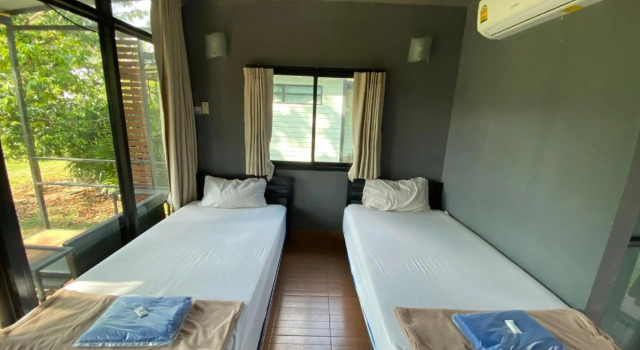 Бунгало Baan Rim Nam Resort