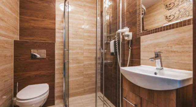 Двухместный номер Deluxe Grand Tatry - miejsce na wyjątkowy pobyt dla Ciebie i Twojej rodziny! - sauna i jacuzzi wliczone w cenę pobytu - 10 minut pieszo od Term Bania