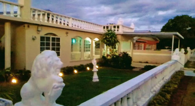 Коттедж Portmore Haven 1bedroom