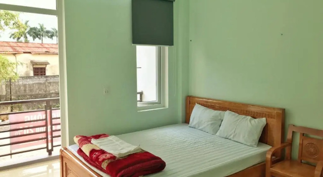 Nha nghi PHUONG ĐONG, Rezerwuj Hotel Tanie hotele w Quang Tri