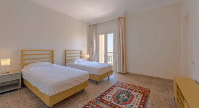 Vesta - Luxury APT II - 2BR - Golf