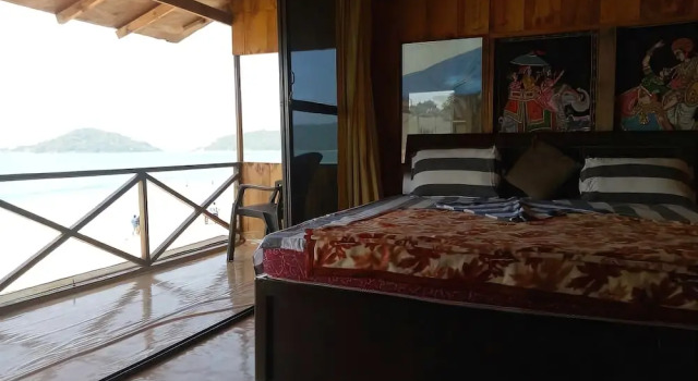 Royal Touch Beach Huts & Restaurant, Reservar Hotel Hotéis baratos em Lagos