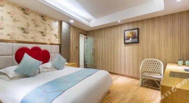 Suite Huating Hotel