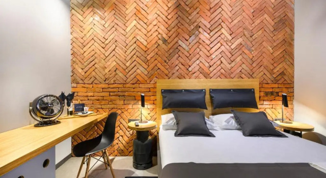 Split Industrial Design Rooms