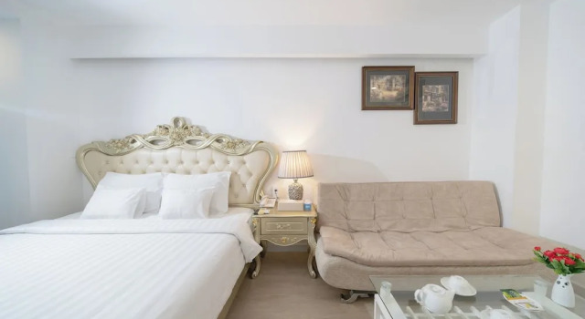 Люкс Deluxe A25 Hotel - 255 Le Thanh Ton