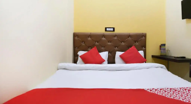 Shree Nanhu Hotel by OYO Rooms