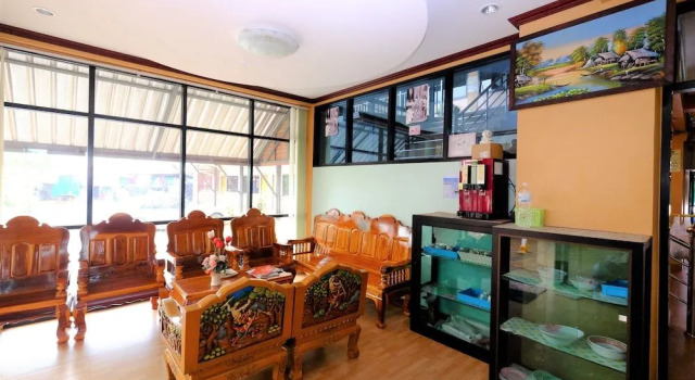 Kanjana Hotel