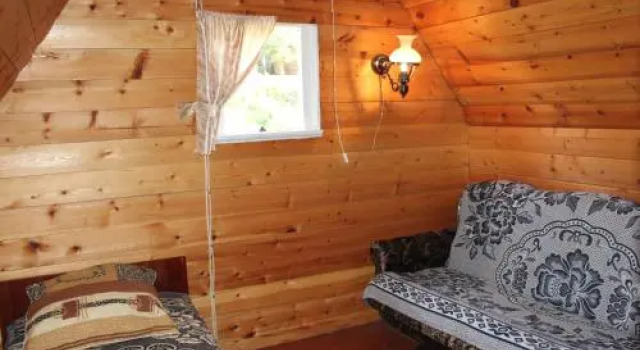 Gostevoy Dom Uyutniy Bereg, Prenota Hotel Iogach 