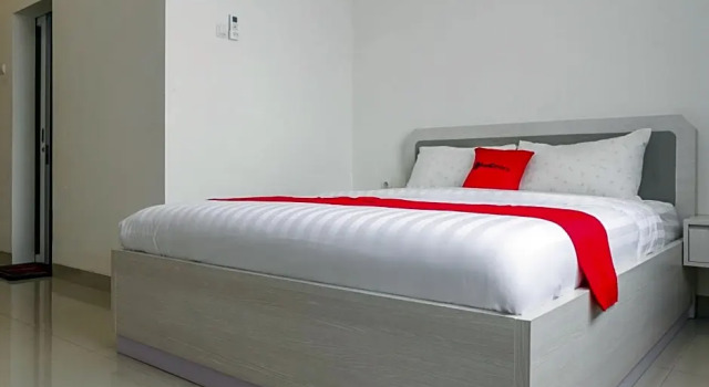 Camera doppia Economy RedDoorz Plus near Jatinangor Town Square 2