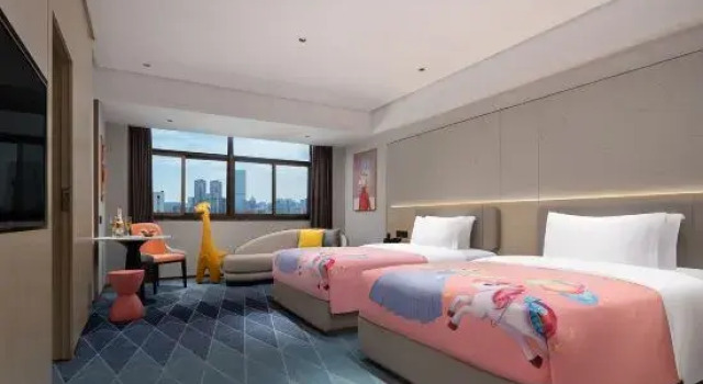 Семейный люкс Lead-Goal Premier Hotel