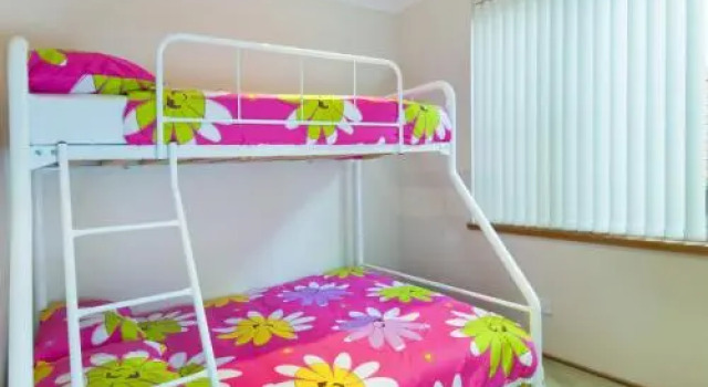 Cara Nobbys Beach 11 Wesley Avenue