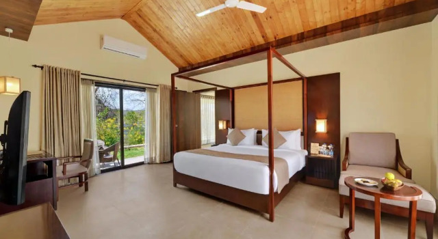 Люкс The Fern Sattva Resort Polo Forest, Series by Marriott