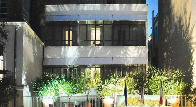 Hotel Gerber, Забронировать Отель Отели Рима с завтраком, рядом с Собор Святого Петра, Завтраки