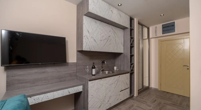 Студия Comfort D Iman Hotel
