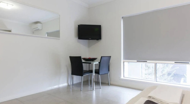 Malcolm Street Apartments, Забронировать Апартаменты/квартира Отели Перта с парковкой, рядом с Военный мемориал Kings Park, Парковка