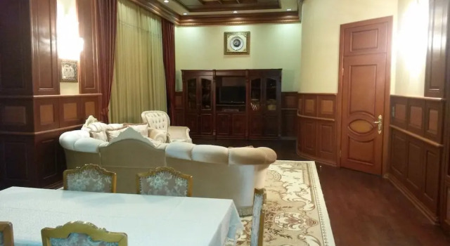 Sahil Plaza Apartments, Забронировать Апартаменты/квартира Отели в центре Баку, в центре