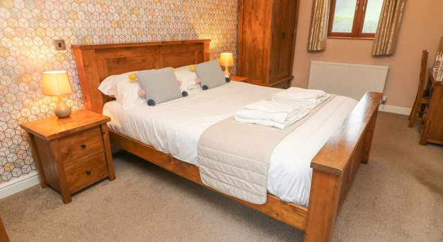 Dinny's Retreat, Varaa Hotelli Kendal 