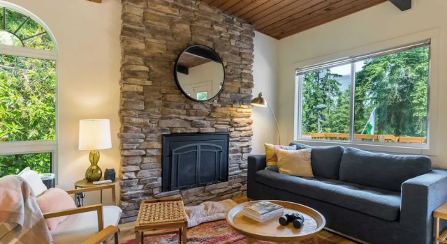 Mid-century Beach Cabin by Avantstay Walk to Beach, Book Hotel 3-stjernede hoteller i Island County, 3*