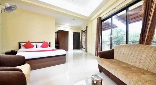 HariS Hotel Seawood