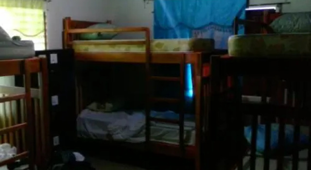 Porty Hostel, Забронировать Хостел Отели Порт-Антонио с парковкой, Парковка
