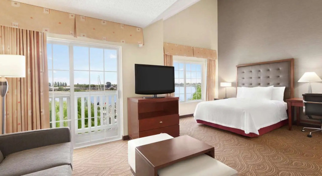 Номер Standard Homewood Suites by Hilton - Oakland Waterfront