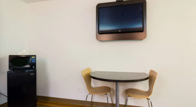 Motel 6 Kerrobert, SK, Boek Motel Motels in Saskatchewan, Motel
