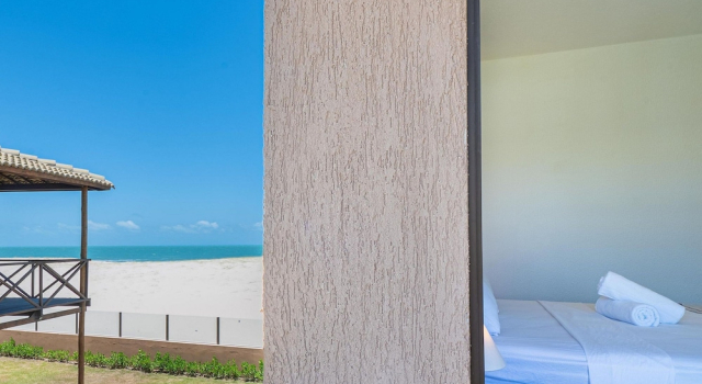 Апартаменты Comfort Beachfront Duplex Foot in the Sand By Carpediem