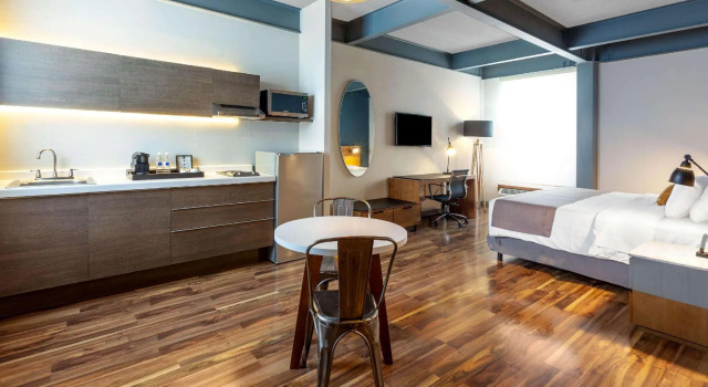 Двухместный люкс TRYP by Wyndham San Luis Potosi Hotel & Suites