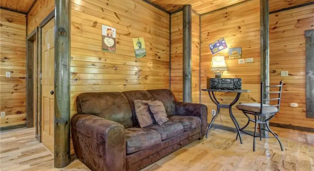 Celebration Lodge 4 Bedroom Home with Hot Tub