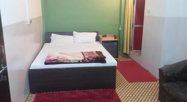 Двухместный номер Deluxe Hotel O Kanha Paying Guest House