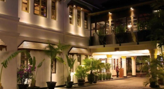Savoy Hotel Yangon, Rezerwuj Hotel Hotele w Yangon Region ze śniadaniem, Śniadanie