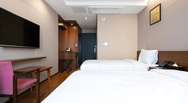 Двухместный семейный номер Standard Gloucester Hotel Jeonju