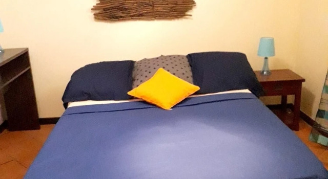 House With one Bedroom in La Trinité, With Furnished Terrace and Wifi, Varaa Hotelli Hotellit ja majoitukset kohteessa La Trinite, Hotelli