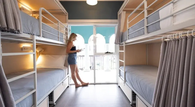 Кровать в общем номере (женский номер) Stoke Beach House