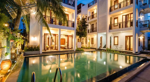 Двухместный номер Standard с балконом ON Villas