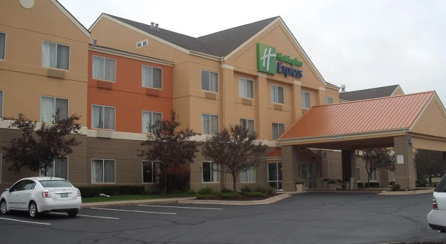 Run of House Holiday Inn Express Lapeer by IHG