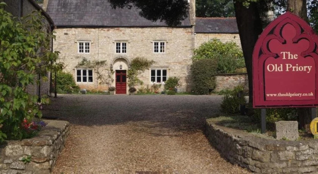 The Old Priory, Boek Hotel Radstock Somerset