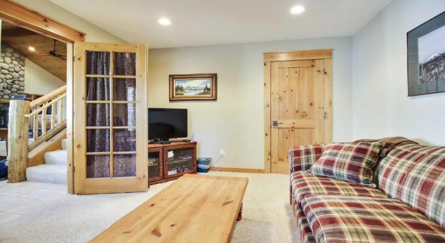 Cottage Oregon Loop 5