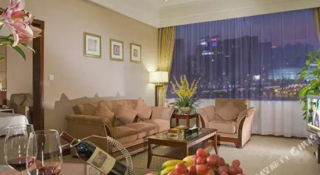 Люкс Business Exhibition International Hotel