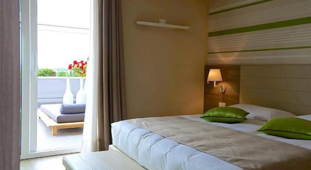 Люкс с джакузи Vittoria Enjoy Garda Hotel