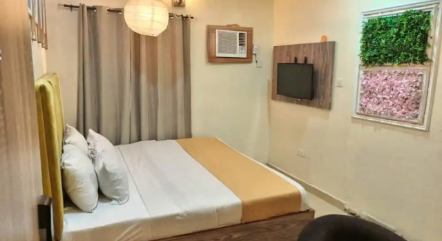 Номер Business Ontario Suites
