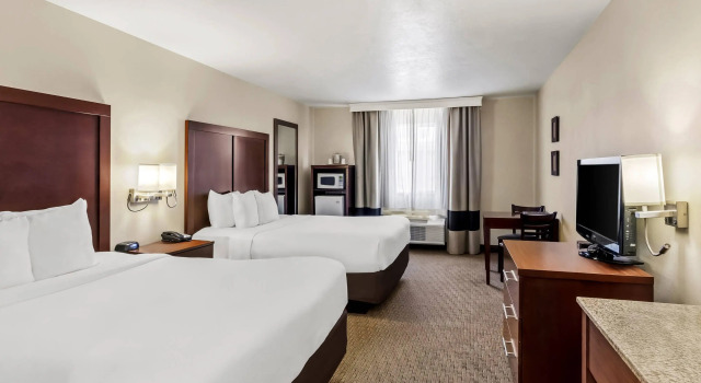 Четырёхместный номер Standard Comfort Inn Elko